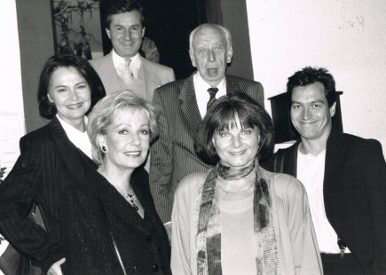 Mit Dagmar Berghoff, Angelika Unterlauf, Jan Hofer, Gerhard Jussenhoven und Dieter Nuhr  beim alljährlichen LEUTE VOM BAU  im Hoftheater Scherzheim/Baden-Baden (1991)